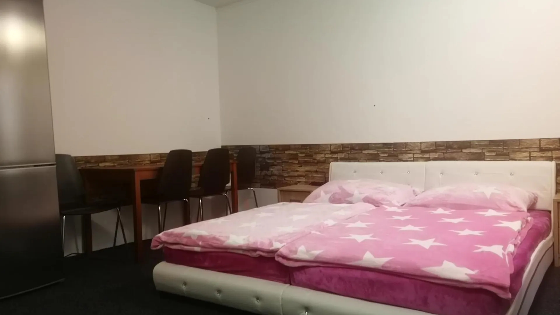 Rena Hostel Prague Czech Republic